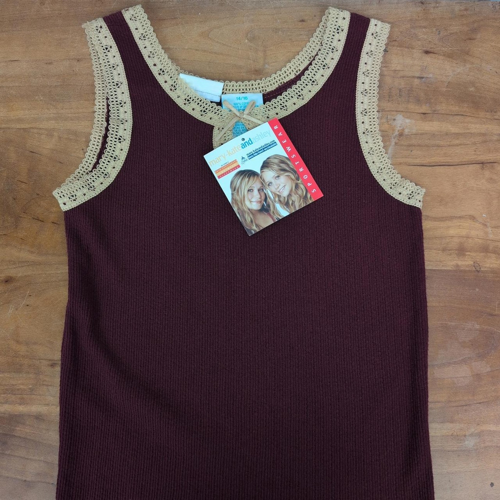 Vintage NOS Mary-Kate And Ashley Olsen Twins 2004 Dated Knit top with lace trim - Picture 2 of 8